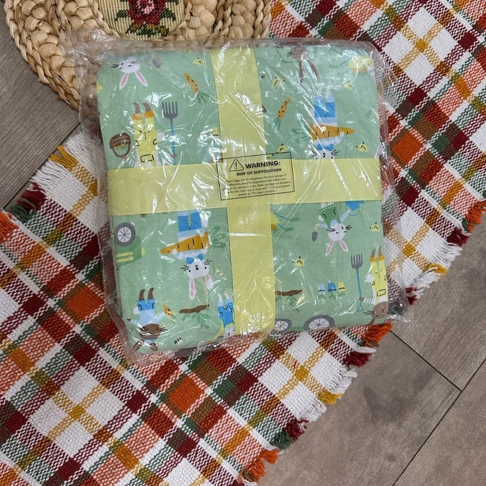 New Little Sleepies Easter Cloud Blanket RARE Bunny Carrot Garden Lg Reversible